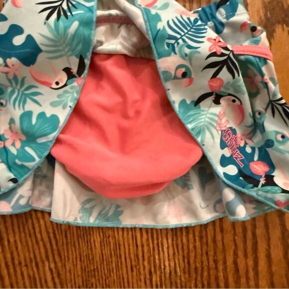 Girl’s 3T Swim Bundle Rashguard Top Swim Skirt Pink, Tucan, Strawberries - Picture 4 of 14